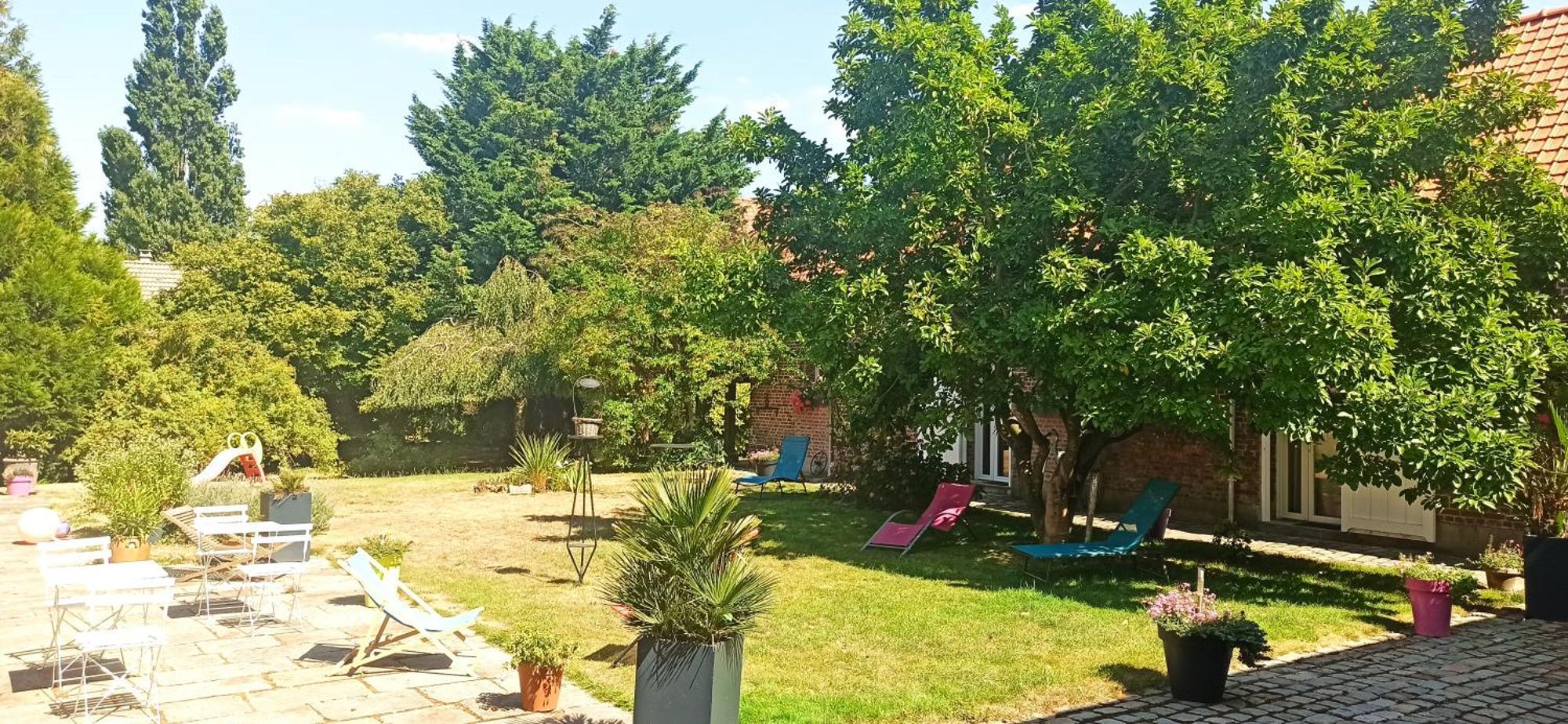 L'Heure Bleue gîtes et chambres d'hôtes Givenchy-en-Gohelle Exterior foto